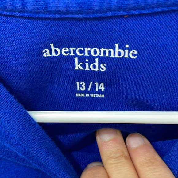 Abercrombie blue Long sleeve tee Like new - Picture 3 of 6